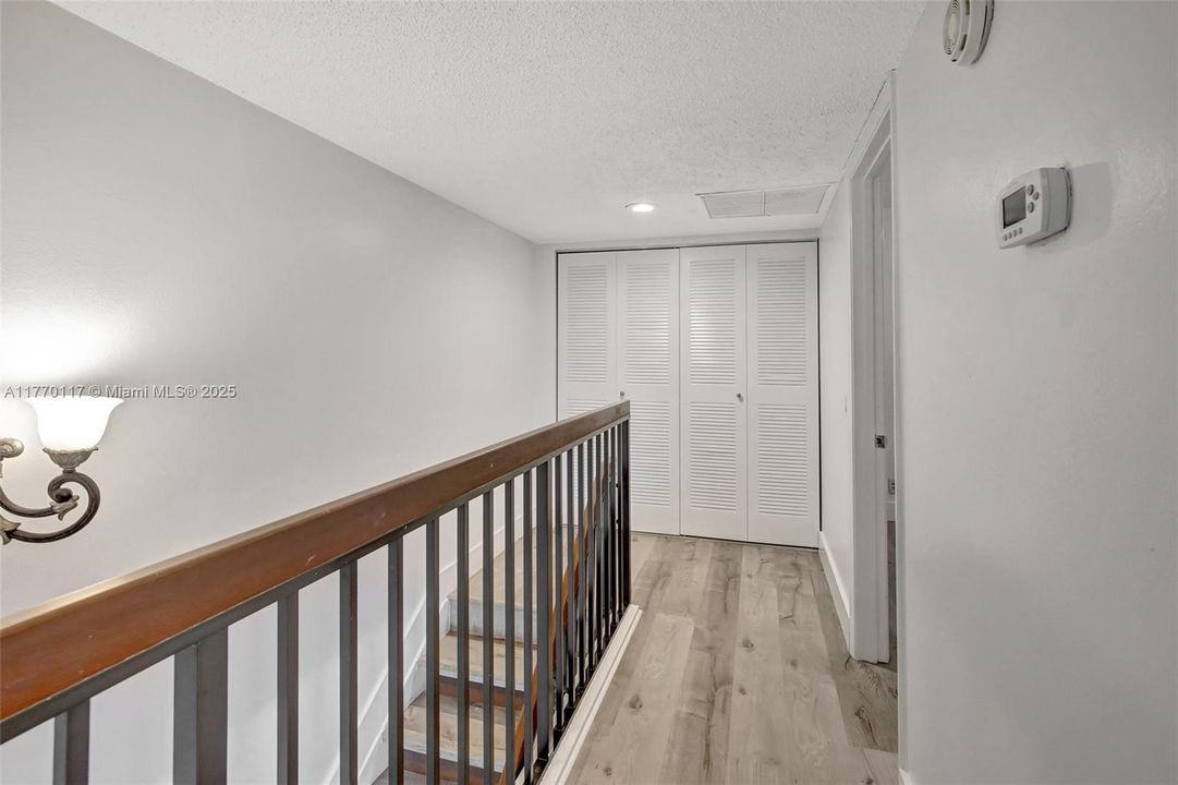 最近租的: $2,995 (3 贝兹, 2 浴室, 1511 平方英尺)