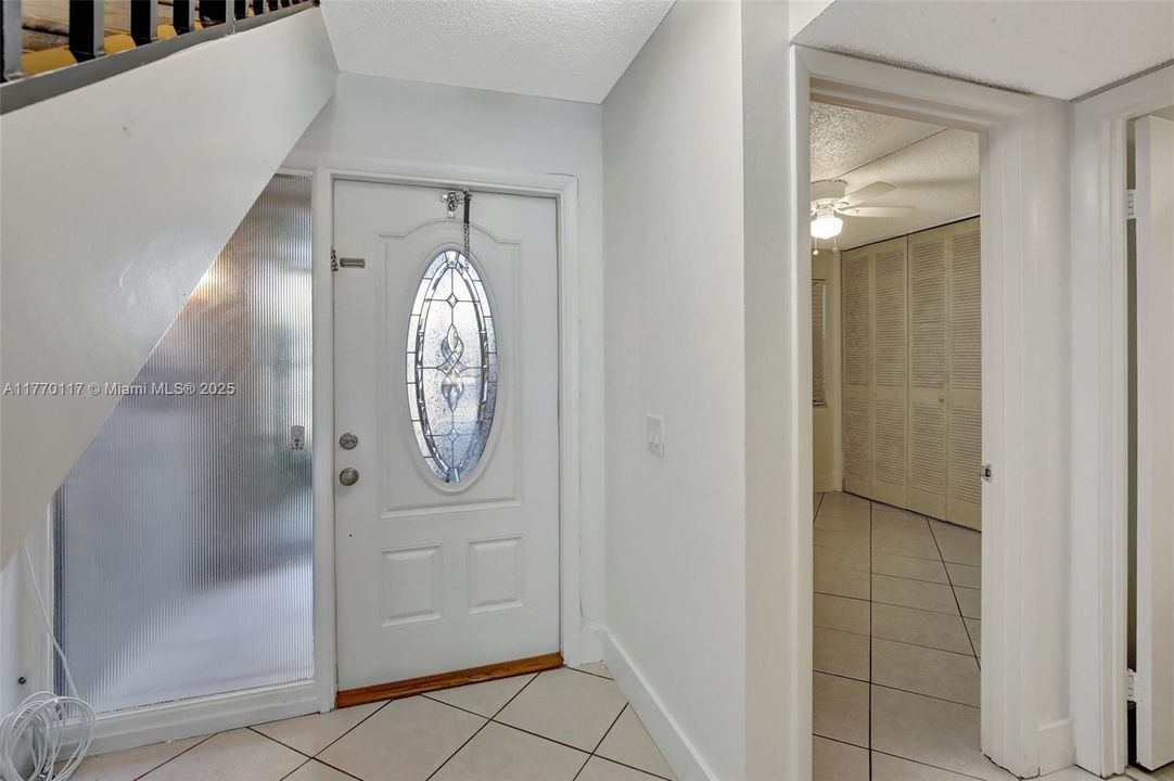 最近租的: $2,995 (3 贝兹, 2 浴室, 1511 平方英尺)