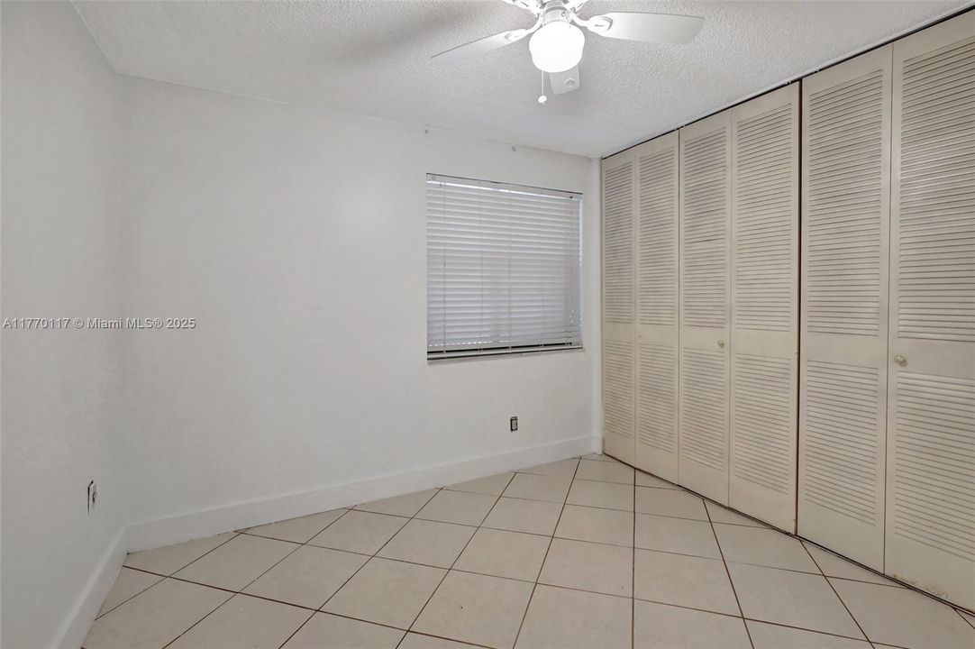 最近租的: $2,995 (3 贝兹, 2 浴室, 1511 平方英尺)