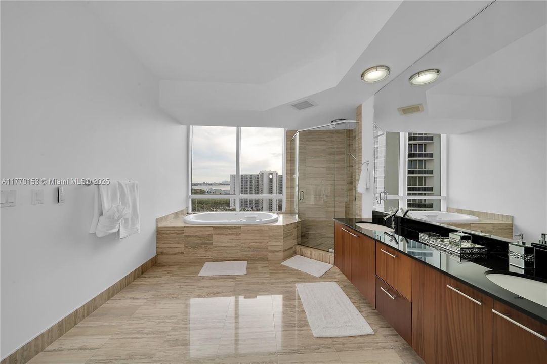 Active With Contract: $12,000 (3 beds, 3 baths, 2563 Square Feet)