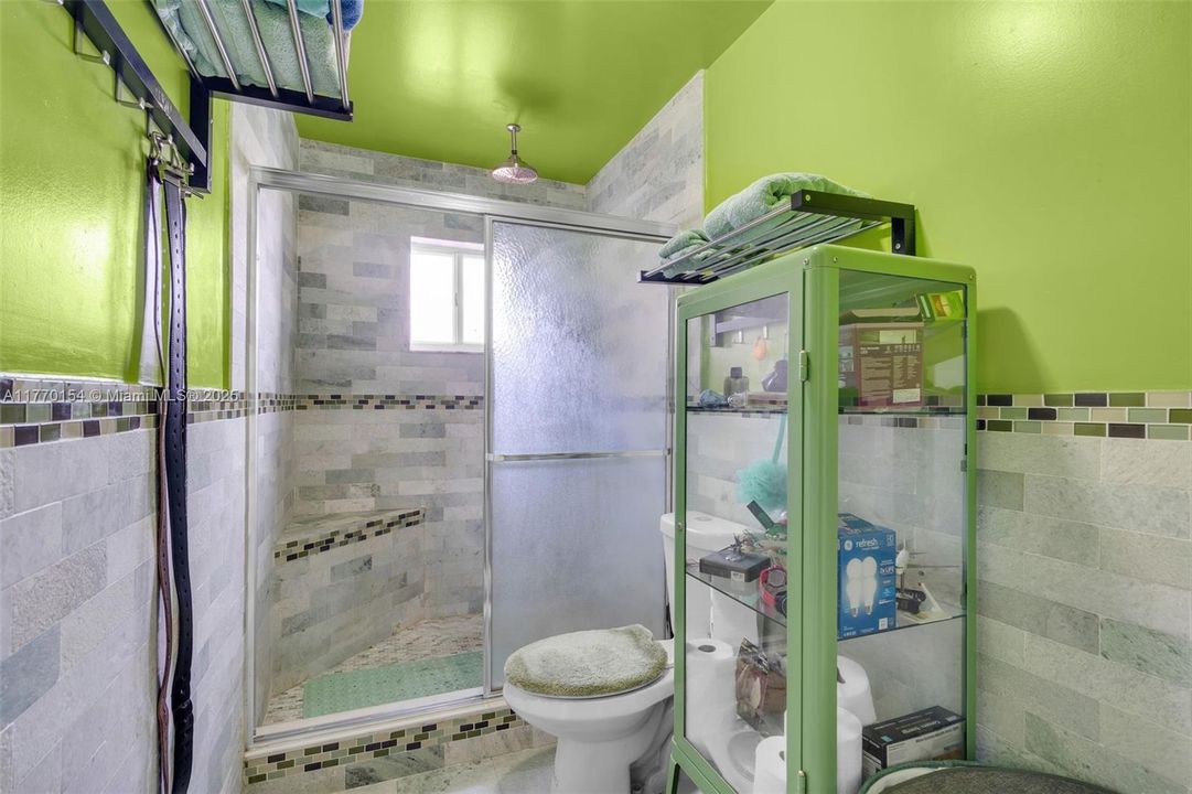 最近售出: $570,500 (3 贝兹, 2 浴室, 1451 平方英尺)