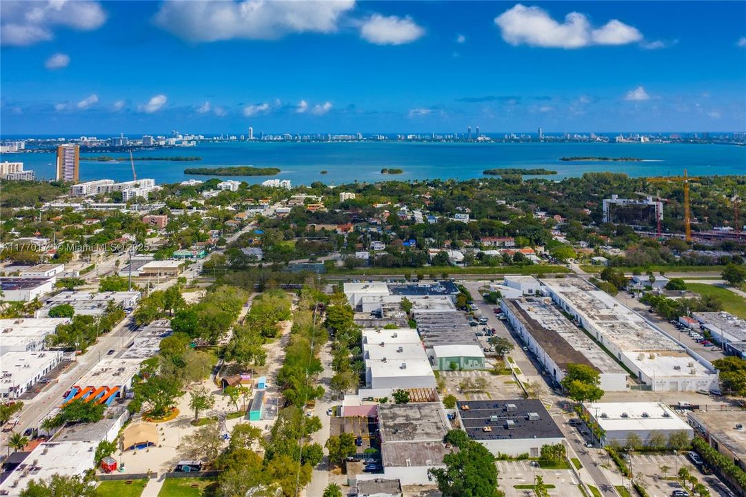 Minutes to dining and shopping in the MIMO district, Little River, Design District, Wynwood & Midtown Miami.