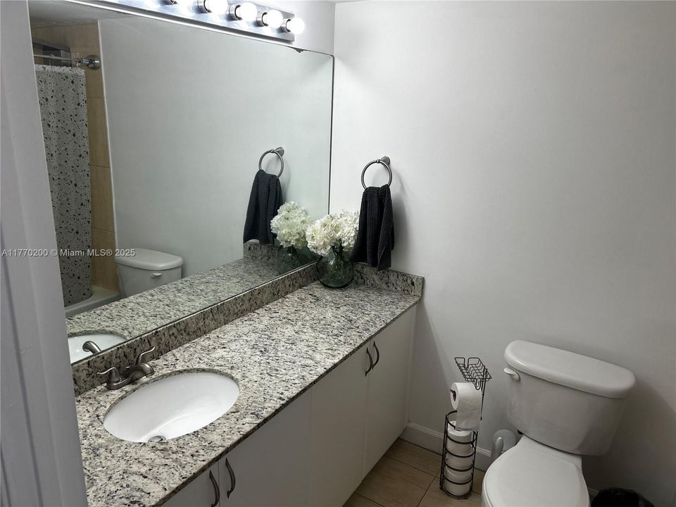 最近租的: $2,500 (0 贝兹, 1 浴室, 503 平方英尺)