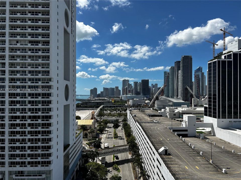 最近租的: $2,500 (0 贝兹, 1 浴室, 503 平方英尺)