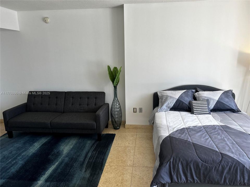 最近租的: $2,500 (0 贝兹, 1 浴室, 503 平方英尺)