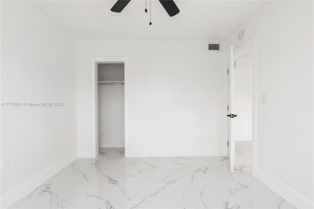 Activo con contrato: $479,999 (3 camas, 1 baños, 846 Pies cuadrados)