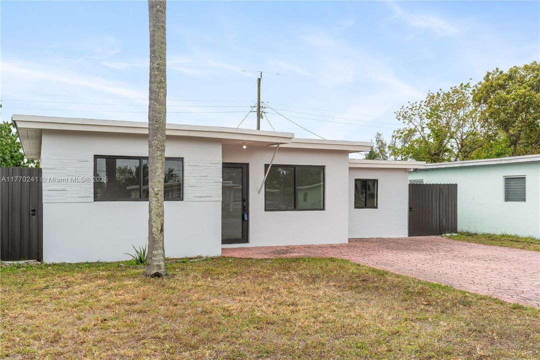 Activo con contrato: $479,999 (3 camas, 1 baños, 846 Pies cuadrados)