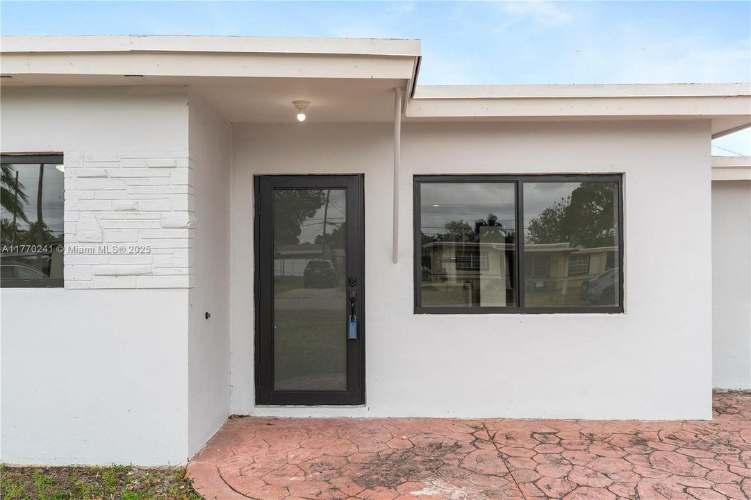 Activo con contrato: $479,999 (3 camas, 1 baños, 846 Pies cuadrados)