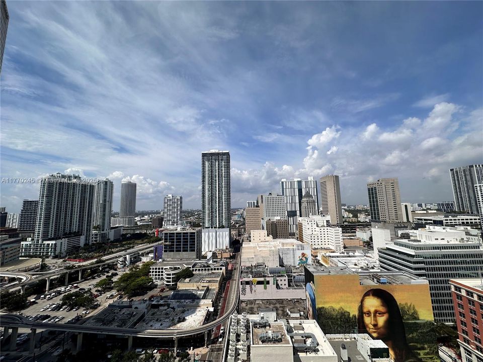 Recently Rented: $3,100 (2 beds, 2 baths, 791 Square Feet)