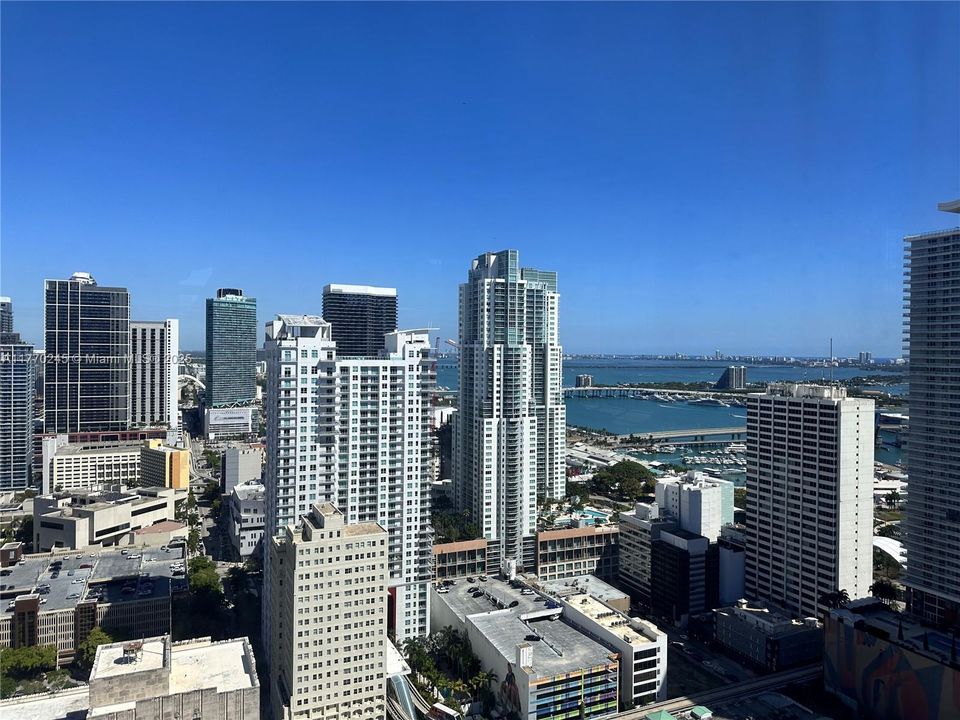 Recently Rented: $3,100 (2 beds, 2 baths, 791 Square Feet)