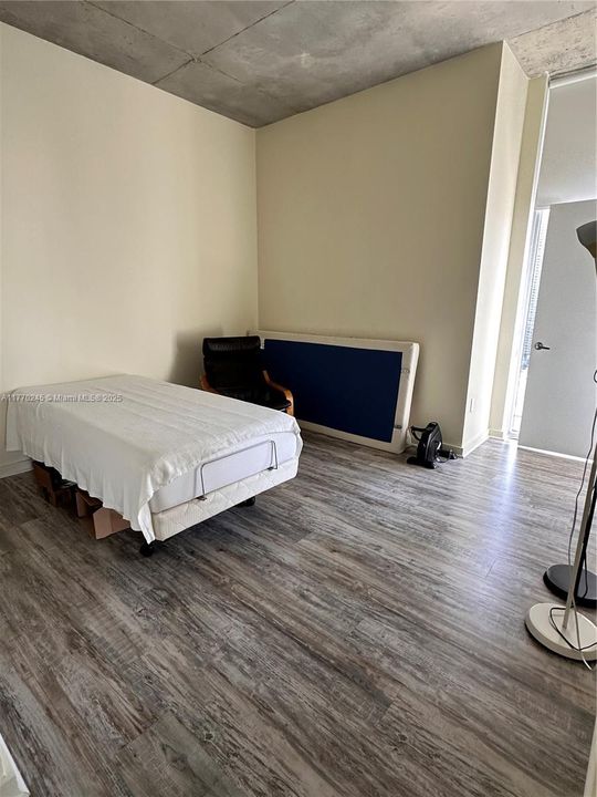 Recently Rented: $3,100 (2 beds, 2 baths, 791 Square Feet)