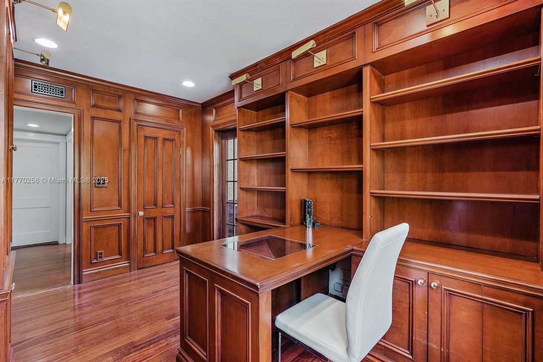 Недавно арендовано: $6,500 (3 спален, 3 ванн, 2424 Квадратных фут)