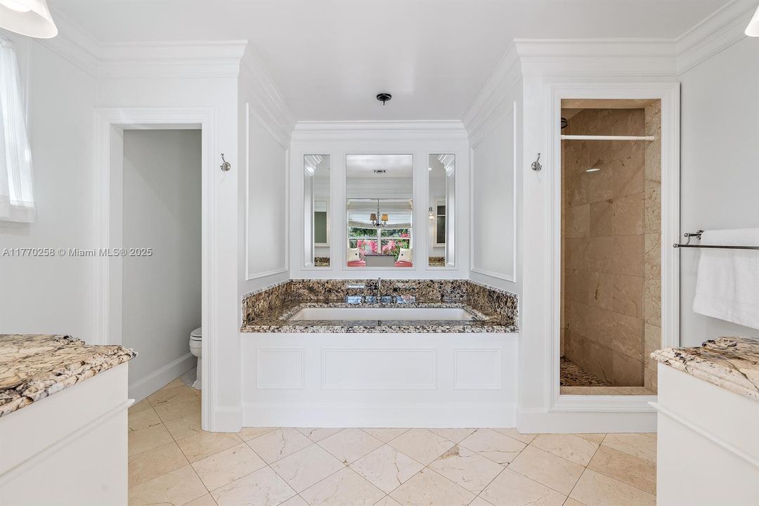 Недавно арендовано: $6,500 (3 спален, 3 ванн, 2424 Квадратных фут)