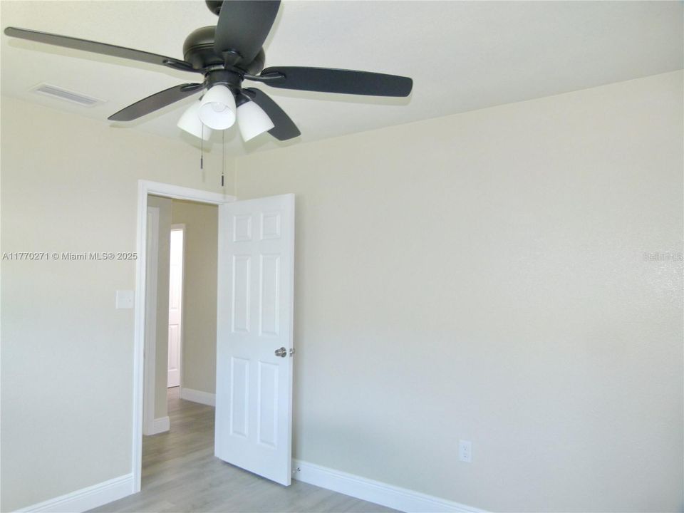 待售: $450,000 (3 贝兹, 2 浴室, 1248 平方英尺)