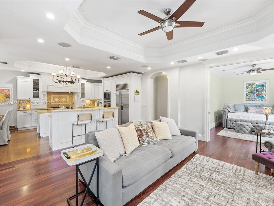 Недавно арендовано: $15,500 (4 спален, 4 ванн, 3357 Квадратных фут)