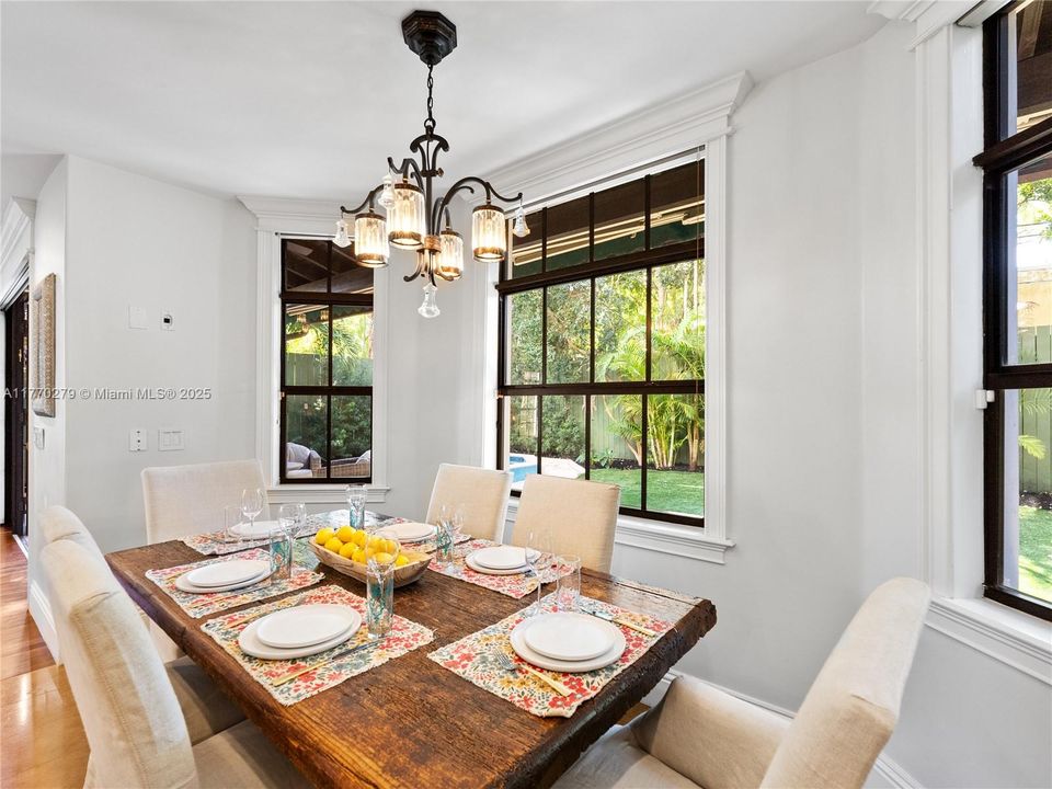 Недавно арендовано: $15,500 (4 спален, 4 ванн, 3357 Квадратных фут)