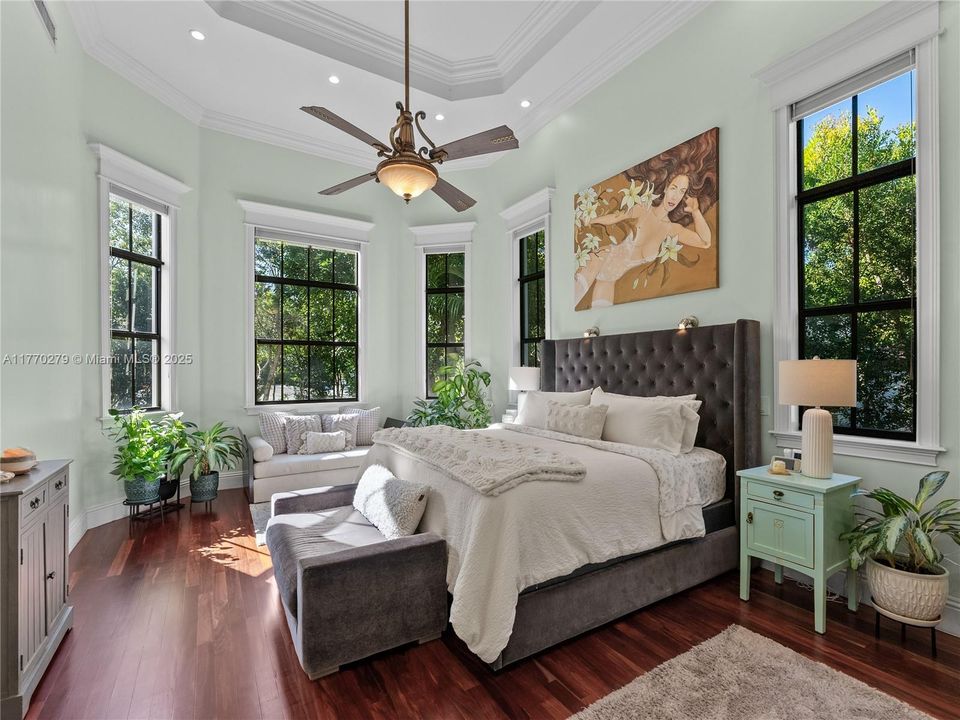 Недавно арендовано: $15,500 (4 спален, 4 ванн, 3357 Квадратных фут)