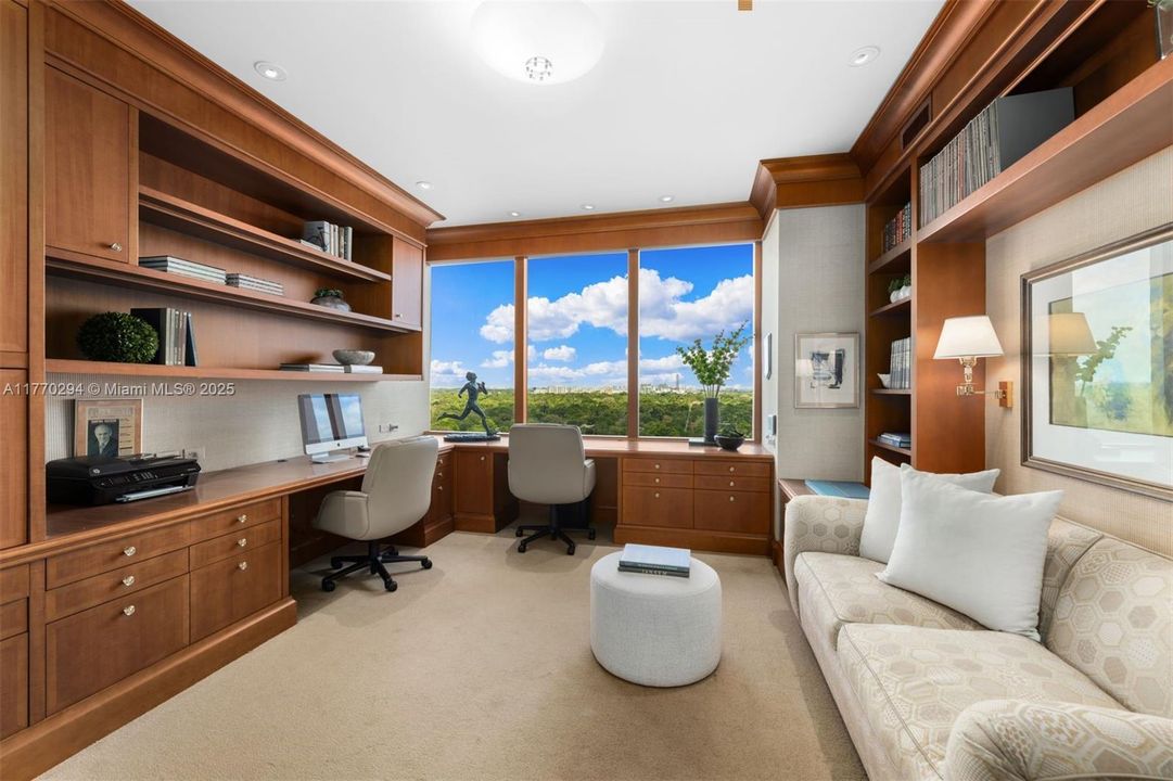 На продажу: $6,700,000 (3 спален, 4 ванн, 5230 Квадратных фут)