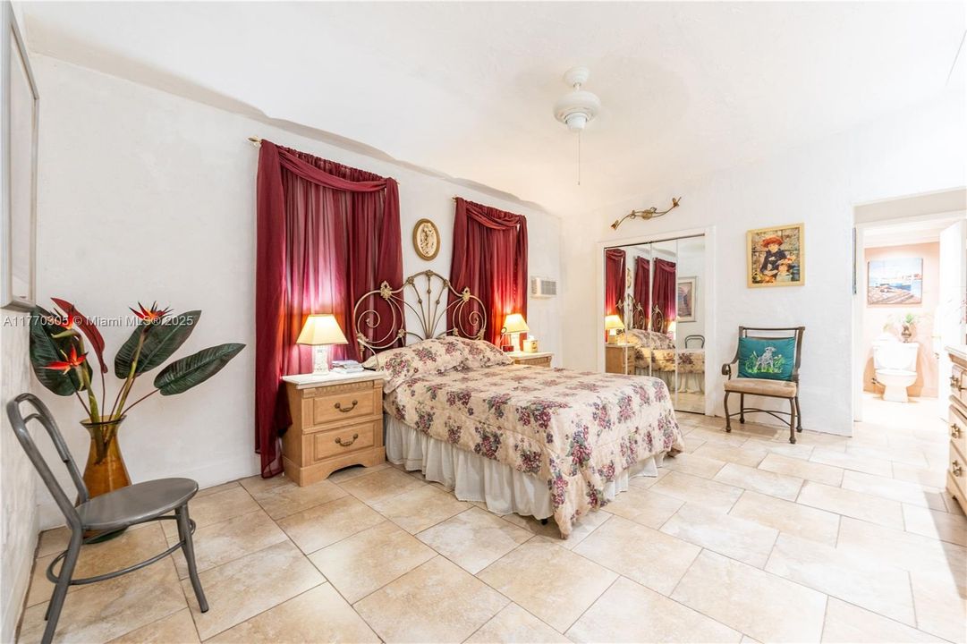 Recently Sold: $510,000 (3 beds, 2 baths, 1551 Square Feet)