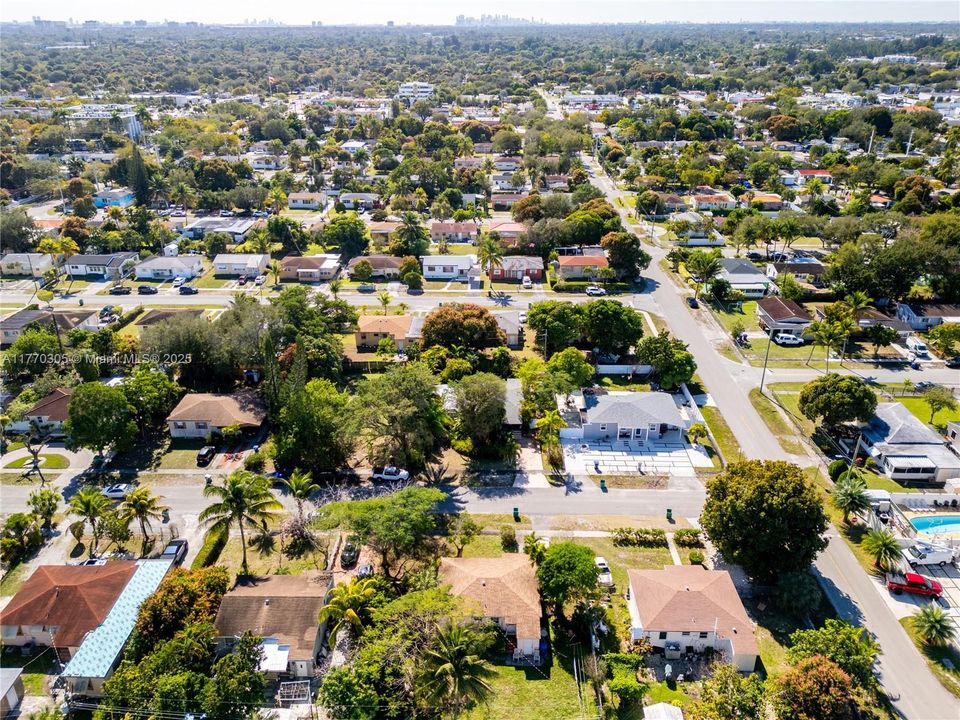 Recently Sold: $510,000 (3 beds, 2 baths, 1551 Square Feet)