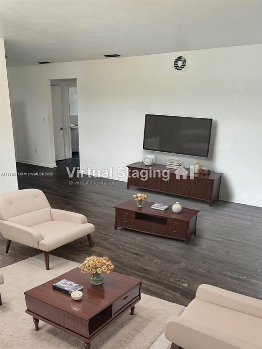 Recently Rented: $1,600 (1 beds, 1 baths, 870 Square Feet)