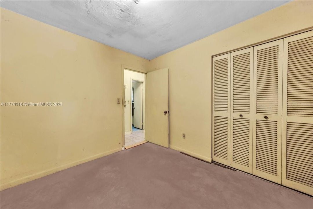 Recently Sold: $435,000 (3 beds, 1 baths, 1058 Square Feet)