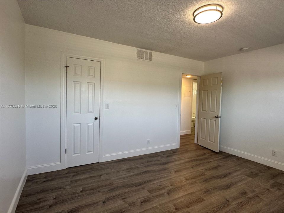 Недавно арендовано: $1,895 (2 спален, 1 ванн, 0 Квадратных фут)