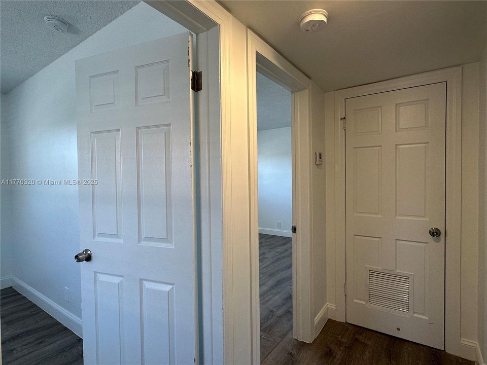 Недавно арендовано: $1,895 (2 спален, 1 ванн, 0 Квадратных фут)