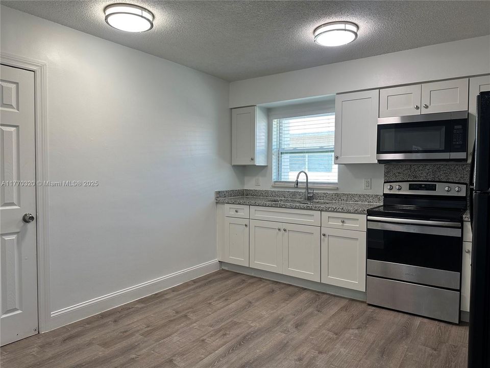 Недавно арендовано: $1,895 (2 спален, 1 ванн, 0 Квадратных фут)