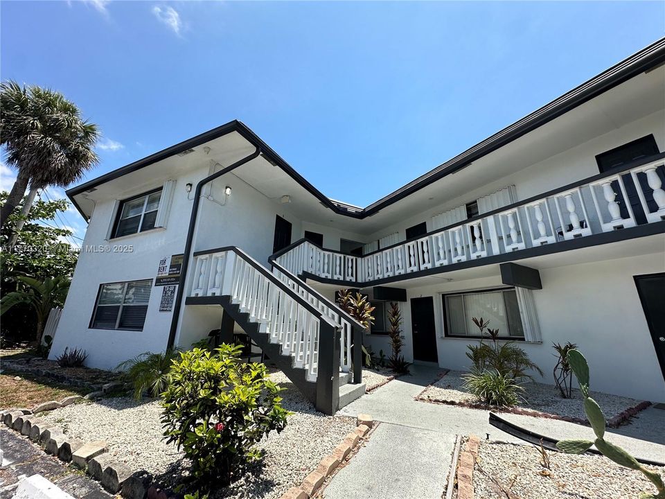 Недавно арендовано: $1,895 (2 спален, 1 ванн, 0 Квадратных фут)