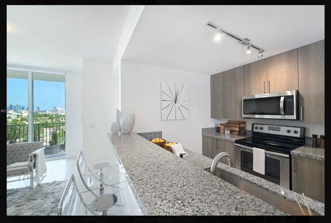 Recientemente alquilado: $2,450 (1 camas, 2 baños, 0 Pies cuadrados)