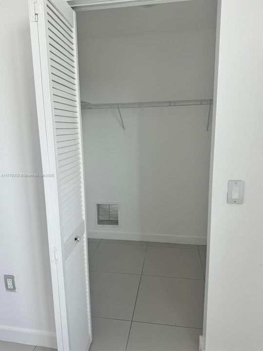 Recientemente alquilado: $2,450 (1 camas, 2 baños, 0 Pies cuadrados)