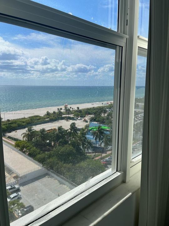 Недавно продано: $750,000 (2 спален, 2 ванн, 1134 Квадратных фут)