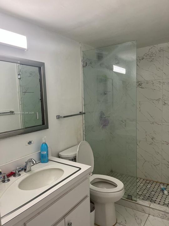 Недавно продано: $750,000 (2 спален, 2 ванн, 1134 Квадратных фут)