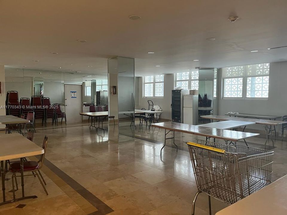 Недавно продано: $750,000 (2 спален, 2 ванн, 1134 Квадратных фут)