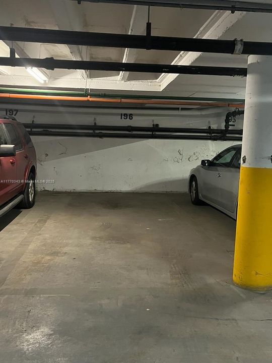 Недавно продано: $750,000 (2 спален, 2 ванн, 1134 Квадратных фут)