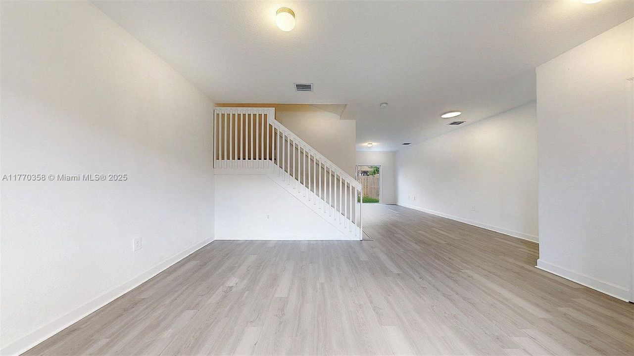 Recently Rented: $2,500 (3 beds, 2 baths, 0 Square Feet)