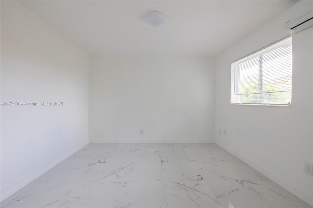 Recently Rented: $1,850 (1 beds, 1 baths, 546 Square Feet)