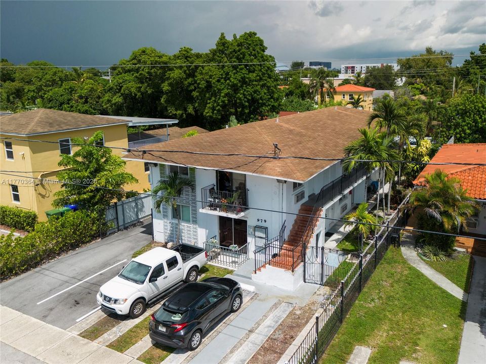 Recently Rented: $1,850 (1 beds, 1 baths, 546 Square Feet)