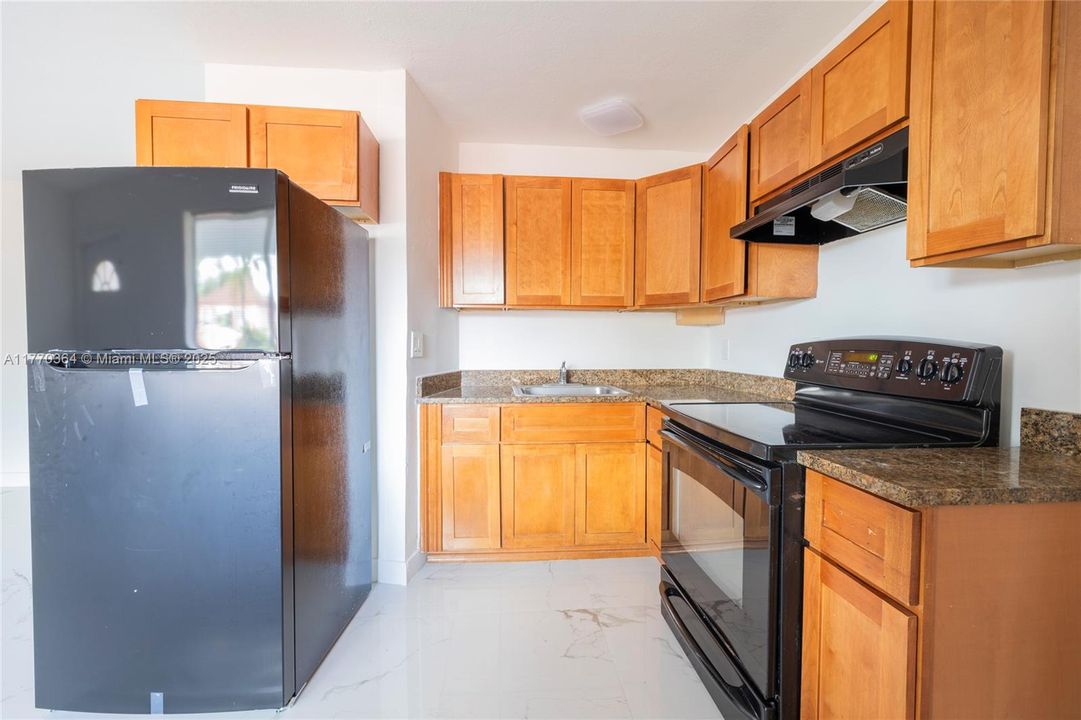 Recently Rented: $1,850 (1 beds, 1 baths, 546 Square Feet)