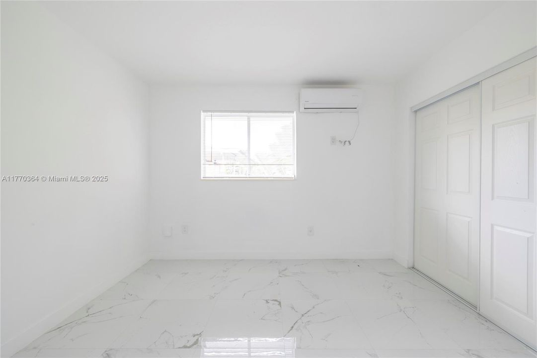 Recently Rented: $1,850 (1 beds, 1 baths, 546 Square Feet)