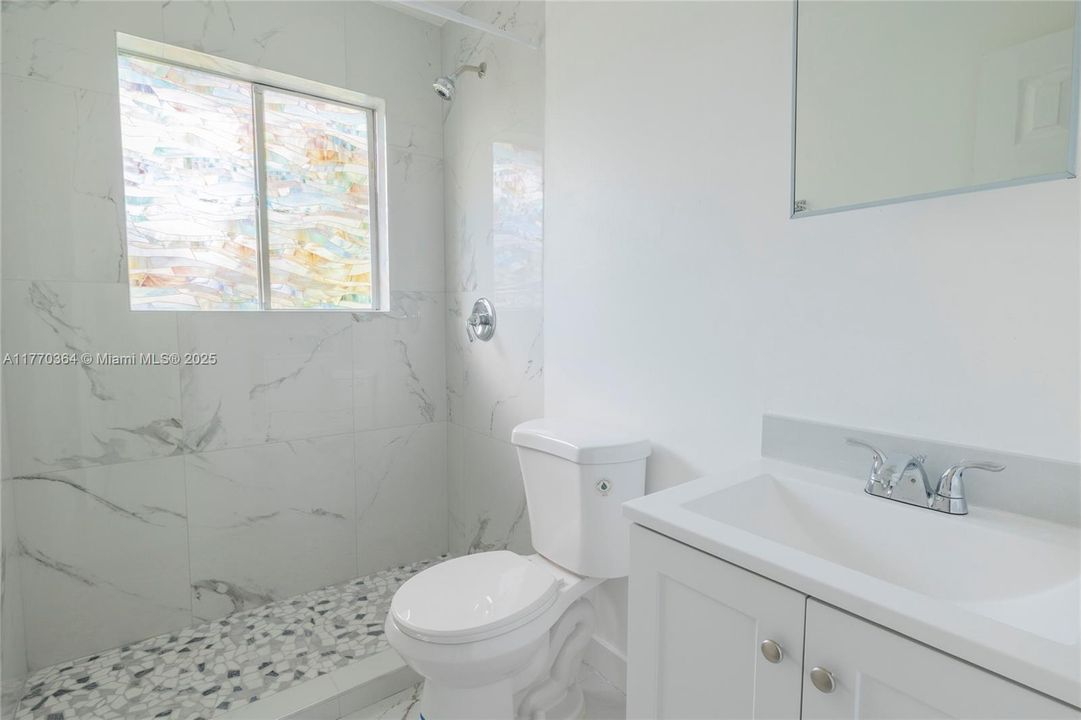 Recently Rented: $1,850 (1 beds, 1 baths, 546 Square Feet)