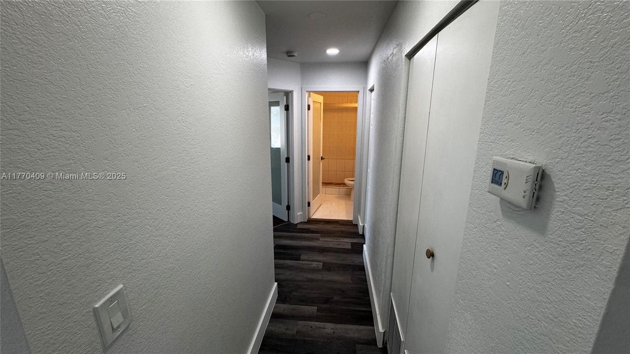 Recientemente alquilado: $2,500 (2 camas, 1 baños, 960 Pies cuadrados)