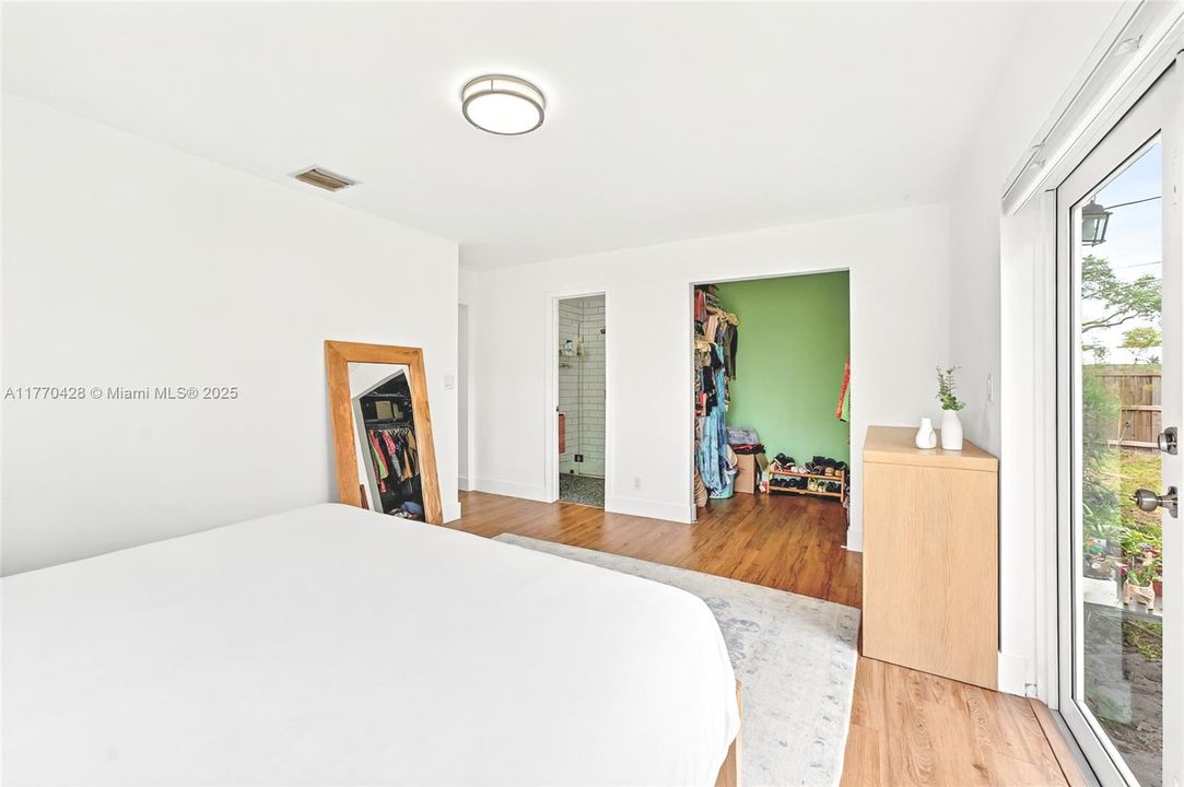 Vendido Recientemente: $569,000 (3 camas, 2 baños, 1520 Pies cuadrados)