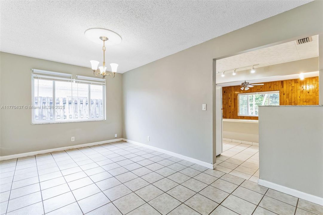 Recently Sold: $533,000 (3 beds, 2 baths, 2195 Square Feet)