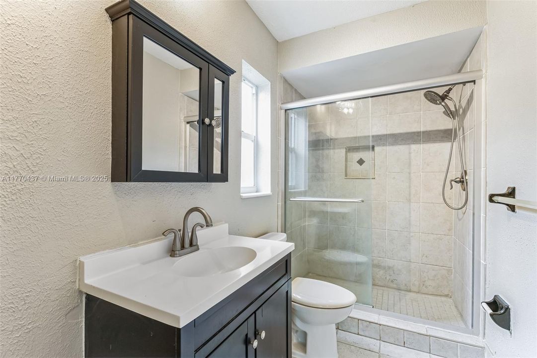 Recently Sold: $533,000 (3 beds, 2 baths, 2195 Square Feet)