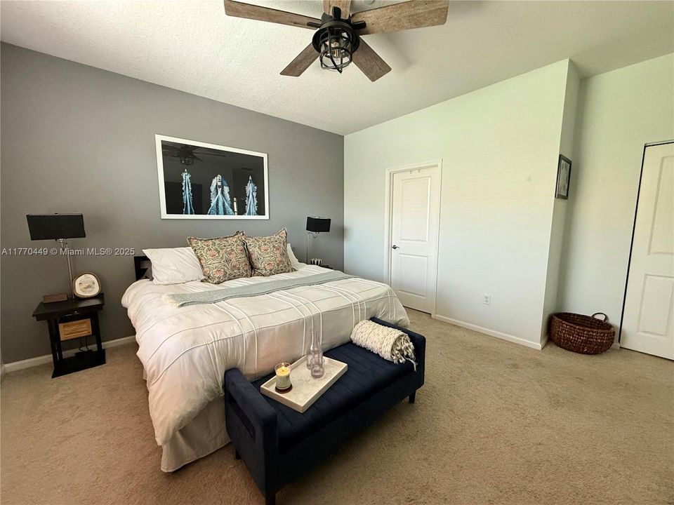 En Venta: $495,000 (2 camas, 2 baños, 1244 Pies cuadrados)