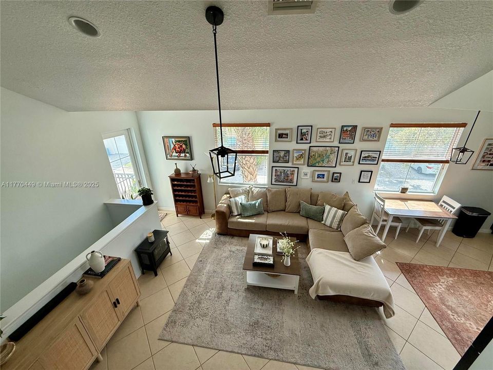 En Venta: $495,000 (2 camas, 2 baños, 1244 Pies cuadrados)