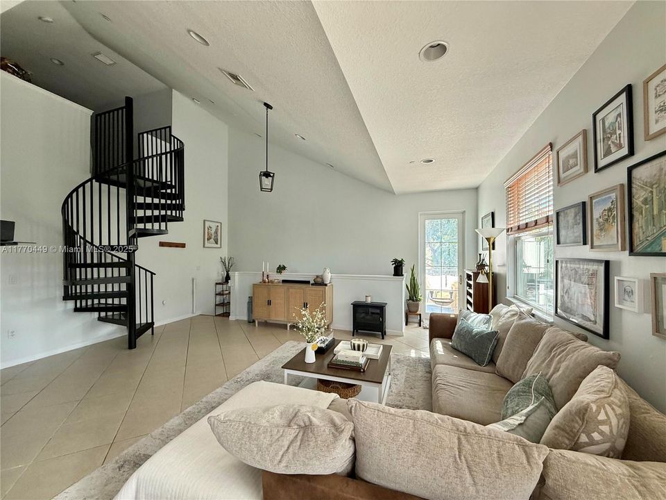 En Venta: $495,000 (2 camas, 2 baños, 1244 Pies cuadrados)