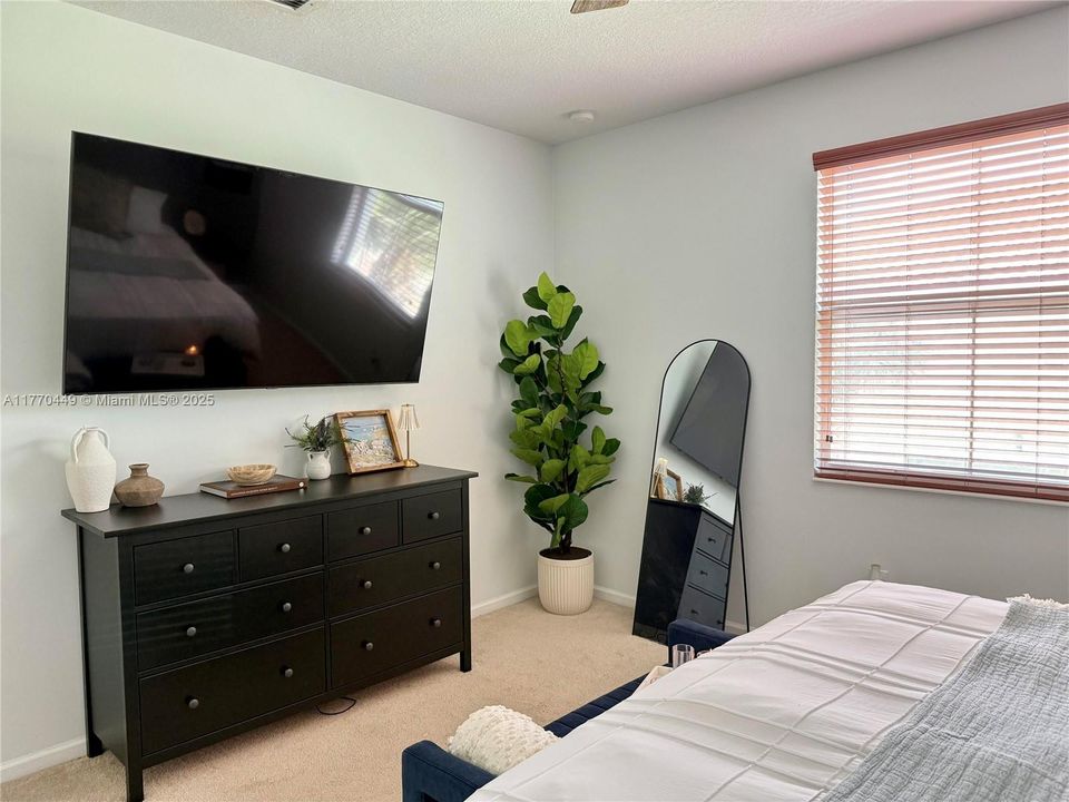 En Venta: $495,000 (2 camas, 2 baños, 1244 Pies cuadrados)